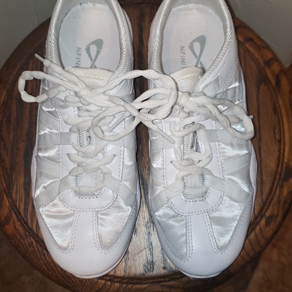 Nfinity cheer shoes